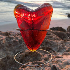 Meg tooth glass in red amber colour
